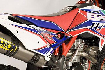 Du No Serie 100593 à 100645 KIT AUTOCOLLANTS ENDURO FACTORY RR4T  11 KIT AUTOCOLLANTS ENDURO FACTORY RR4T My11		 origine BETA 
