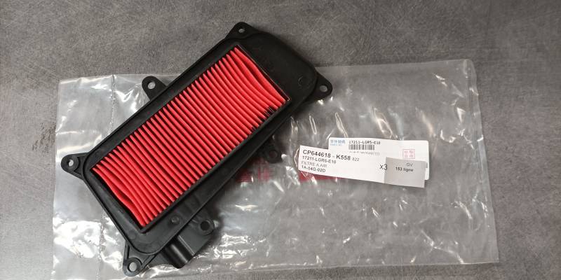 FILTRE A AIR KYMCO  origine kymco -DISPO