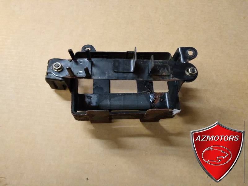 SUPPORT BATTERIE (KYMCO) OCCASION SUPPORT BATTERIE (ZING) OCCASION  origine KYMCO -DISPO