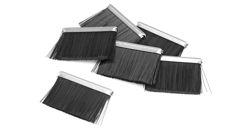 KIT 6 PCS PINCEAUX/BROSSES POUR AUTOMOWER HUSQVARNA KIT BROSSES POUR AUTOMOWER 305,305E NERA,310,310 MARK II,310E NERA,315,315 MARK II,315X,405X,405XE NERA,410XE NERA,415X,320 NERA,430X NERA,435X AWD NERA,450X NERA,435X AWD,535 AWD HUSQVARNA origine HUSQVARNA -DISPO