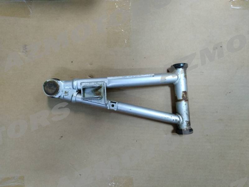 -OCCASION- BRAS DE SUSPENSION SUPERIEUR AVANT DROIT (GRIS) KYMCO  origine  -DISPO