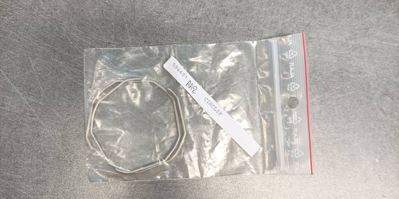 594407 - CIRCLIP  (Royal Enfield)
