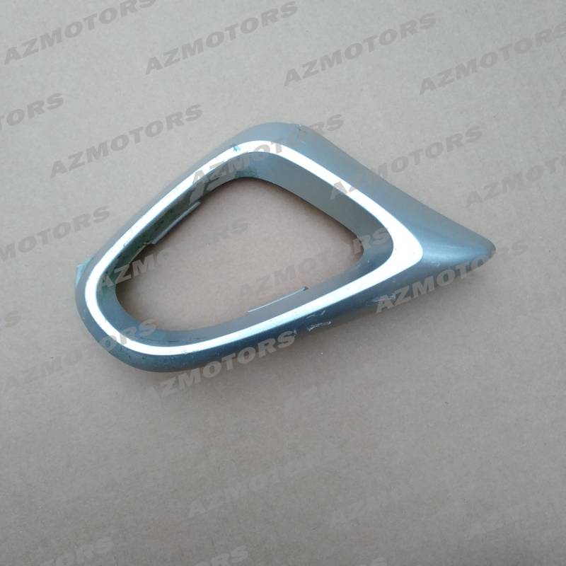 -OCCASION- CARENAGE DE GRILLE AVANT DROITE (ARGENT MAT) KYMCO
KYMCO
GAMME COMPLÃTE DE PIÃCES DâORIGINE KYMCO POUR SCOOTER ET QUAD, CATALOGUE DE PIÃCES CONSTRUCTEUR KYMCO DâORIGINE POUR MXU, MAXXER, KXR,AK550,CV3, AGILITY -OCCASION- CARENAGE DE GRILLE AVANT DROITE (ARGENT MAT) KYMCO