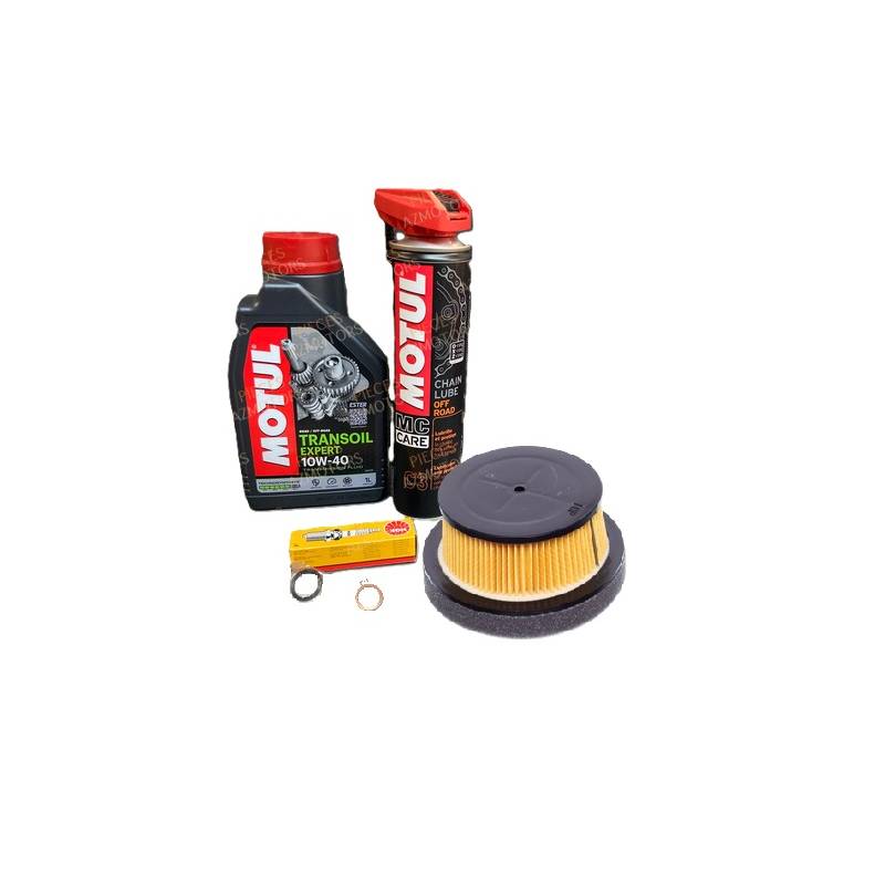 PACK ENTRETIEN MOTEUR COMPLET BETA RR 50 (2014-2020) + HUILE TRANSOIL EXPERT
PACK ENTRETIEN COMPLET MOTEUR POUR BETA RR 50 2014-2020 + HUILE MOTUL TRANSOIL EXPERT 10W40
Le pack contient :
1x Huile Motul Transoil Expert 10W40 (1L) - Idéal pour la boîte et la transmission, offrant une lubrification optimale pour une performance longue durée.
1x Graisse Motul C3 Chain Lube Off Road (Aérosol 400 ml) - Spécialement formulée pour protéger et lubrifier les chaînes dans des conditions tout-terrain.
1x Bougie Beta BR9ES (34.02240.000) - Assure une combustion optimale et des démarrages fiables.
1x Filtre à air Beta (024.38.000.82.00) - Garantit une filtration parfaite pour préserver la propreté du moteur.
1x Joint torique remplissage huile (15,10 x 2,70 - 34.00831.000) - Empêche les fuites lors du remplissage dhuile.
1x Joint de vidange huile (34.00900.000) - Assure une étanchéité parfaite lors des vidanges. PACK ENTRETIEN MOTEUR COMPLET BETA RR 50 (2014-2020) + HUILE TRANSOIL EXPERT