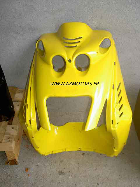 PIECE OCCASION
SCOOTER BETA  
CARéNAGE DE FACE AVANT DE
SCOOTER BETA ARK JAUNE BON ETAT