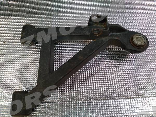 -OCCASION- TRIANGLE SUPERIEUR DROIT HSUN RS8R/RS8  800CC