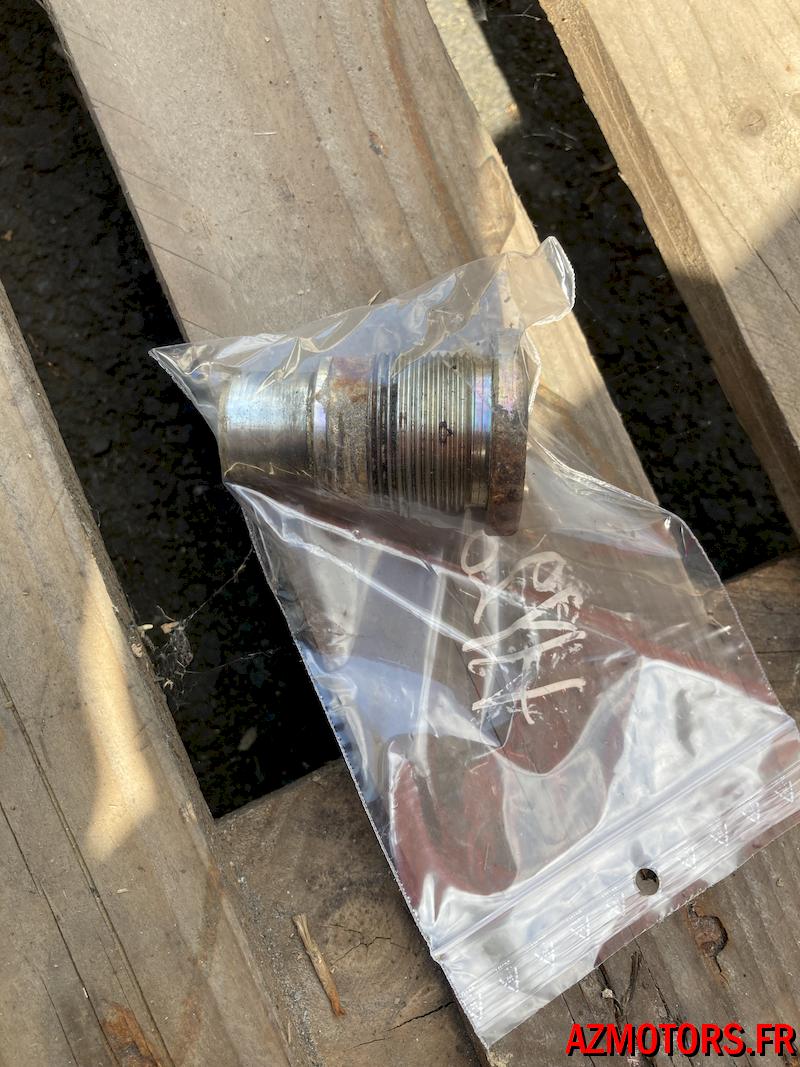 AXE BRAS OSCILLANT POUR :  HY210 / HY265 /  HY290 /HY300 / HY310 / HY320 / JOBBER 