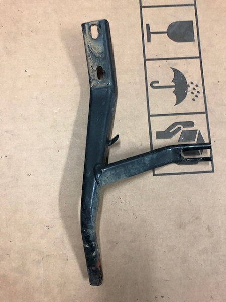 HY22304F PORTE BUMPER AVANT GAUCHE HY 300 HY22304F PORTE BUMPER AVANT GAUCHE HY 300 origine LINHAI -DISPO