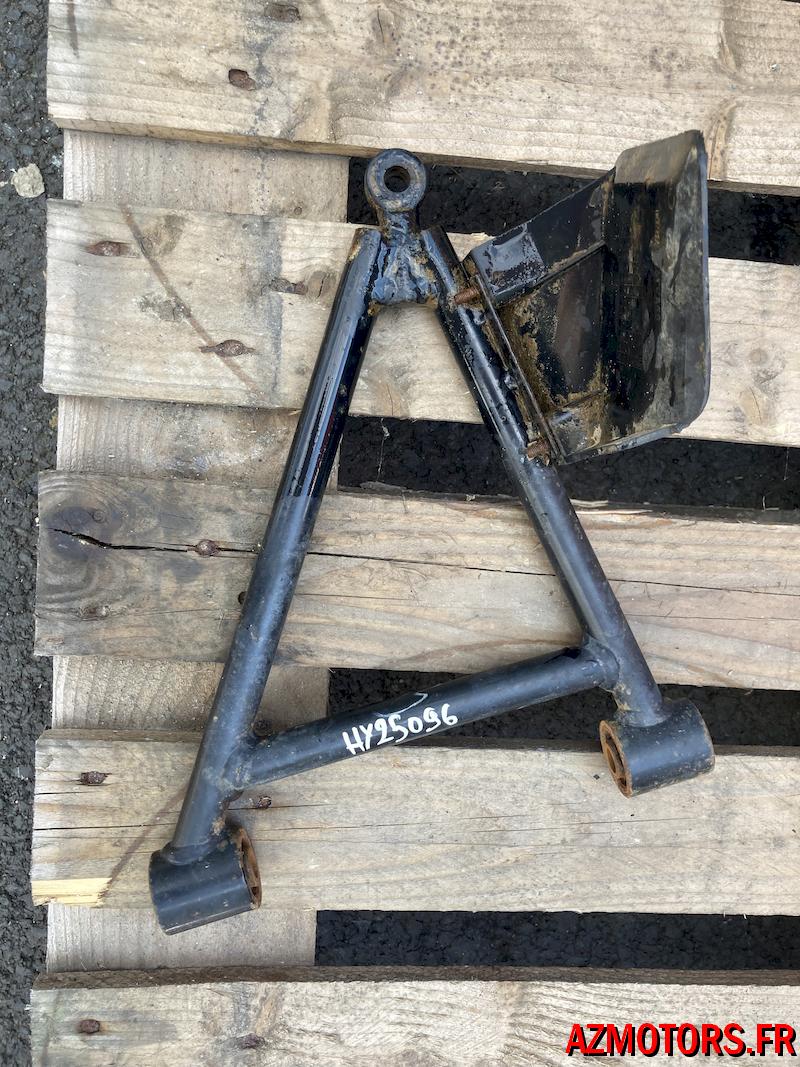 TRIANGLE AVANT GAUCHE POUR : HY210 / HY310 / HY410