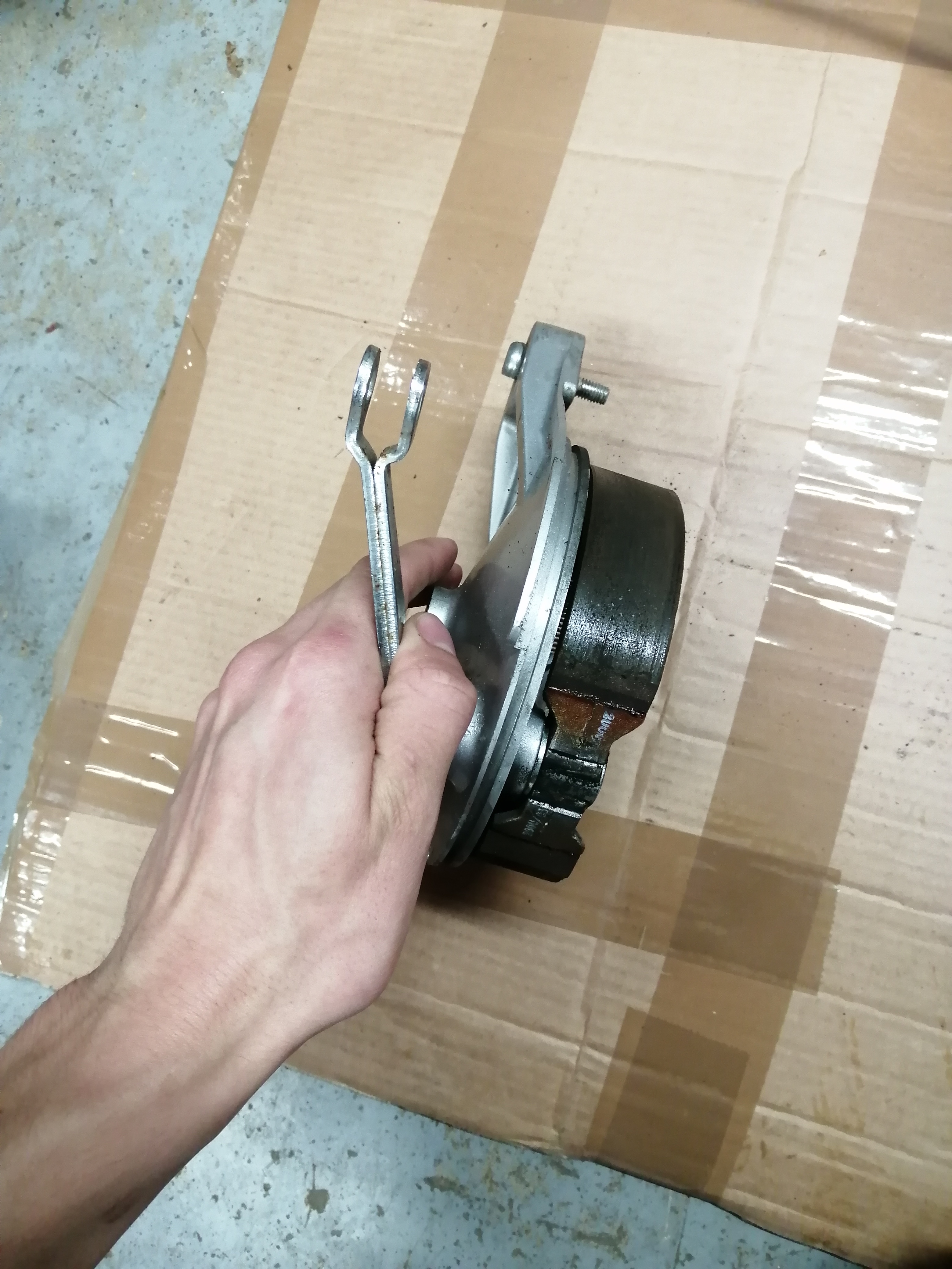 OCCASION - FEINS ARRIERE + MACHOIRES HIPSTER 125 KYMCO OCCASION - FEINS ARRIERE + MACHOIRES HIPSTER 125 KYMCO origine KYMCO -DISPO