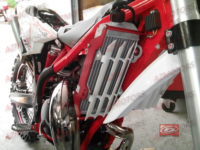PROTECTION RADIATEUR XTRAINER Rouge Anodise