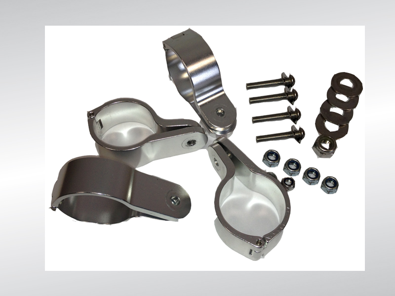 SET DE FIXATION TOIT UXV 500  KYMCO SET DE FIXATION TOIT UXV 500 origine KYMCO -DISPO