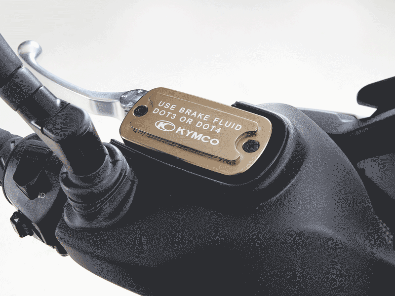 COUVERCLE DE MAITRE CYLINDRE  DROIT ou  GAUCHE KA-01-0246-COUVERCLE DE MAITRE CYLINDRE DROIT ou GAUCHE origine KYMCO 