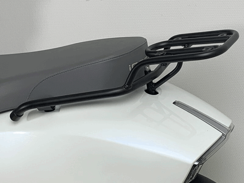 PORTE PAQUET I-ONE KYMCO PORTE PAQUET I-ONE KYMCO origine KYMCO -DISPO
