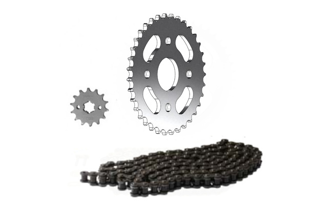 KIT CHAINE MASAI A50 XL 17x35/428H (RENFORCEE)(ADAPTABLE) KIT CHAINE MASAI A50 XL (RENFORCEE 428H)(ADAPTABLE)
PSB 17X COUR 35 / 428H CHAINE 428 RENFORCEE avec Attache Rapide. origine MASAI 