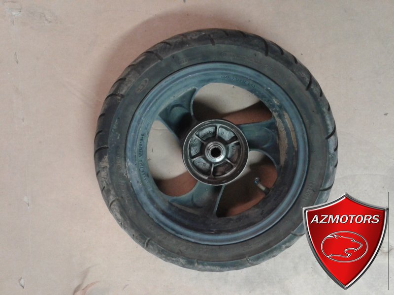 ROUE ARRIERE + PNEU (KYMCO) OCCASION ROUE ARRIERE + PNEU (KYMCO) OCCASION origine KYMCO -DISPO