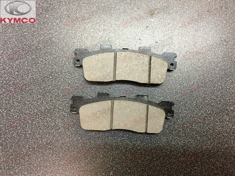JEU DE PLAQUETTES DE FREIN KYMCO 43105-LEA7-306-JEU DE PLAQUETTES DE FREIN AR -KY-79-0160- DINK STREET 125i/300i origine KYMCO -DISPO