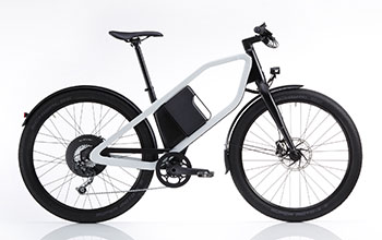 Velo KLEVER X Commuter BLANC(M) 570Wh/80-120km Velo Electrique KLEVER X Commuter BLANC(M) 570Wh/80-120km
Moteur 350W limité à 250 pour + de puissanceDisques de frein hydrauliques (180mm)Régénération en roue libre et au freinageTechnologie haut de gamme & Meilleur moteur de sa catégorieAlarme de sécurité intégrée & blocage du moteur origine KLEVER 